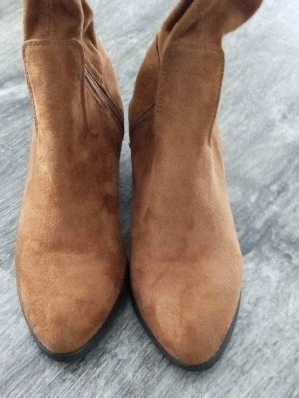 Forever 21 stylish women